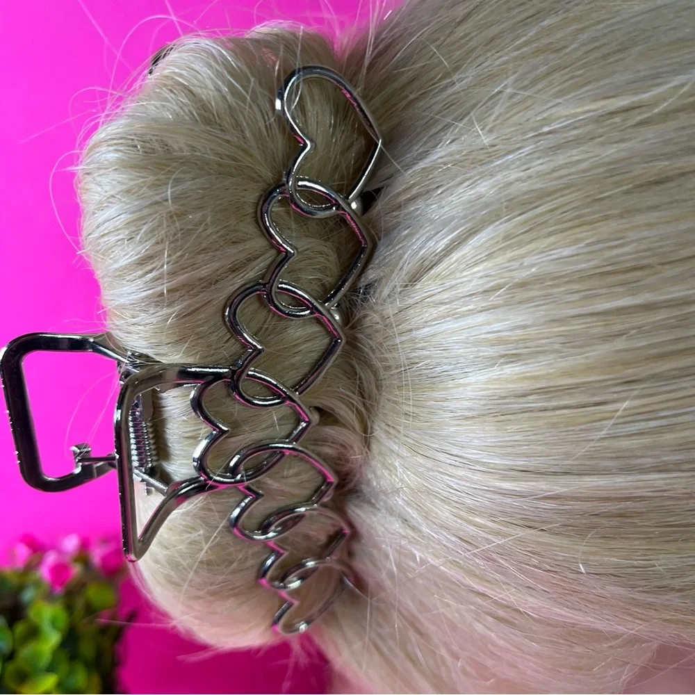 Heart Pattern Hair Claw Clip – Cute & Secure Grip | Women & Girls Hair Accessory